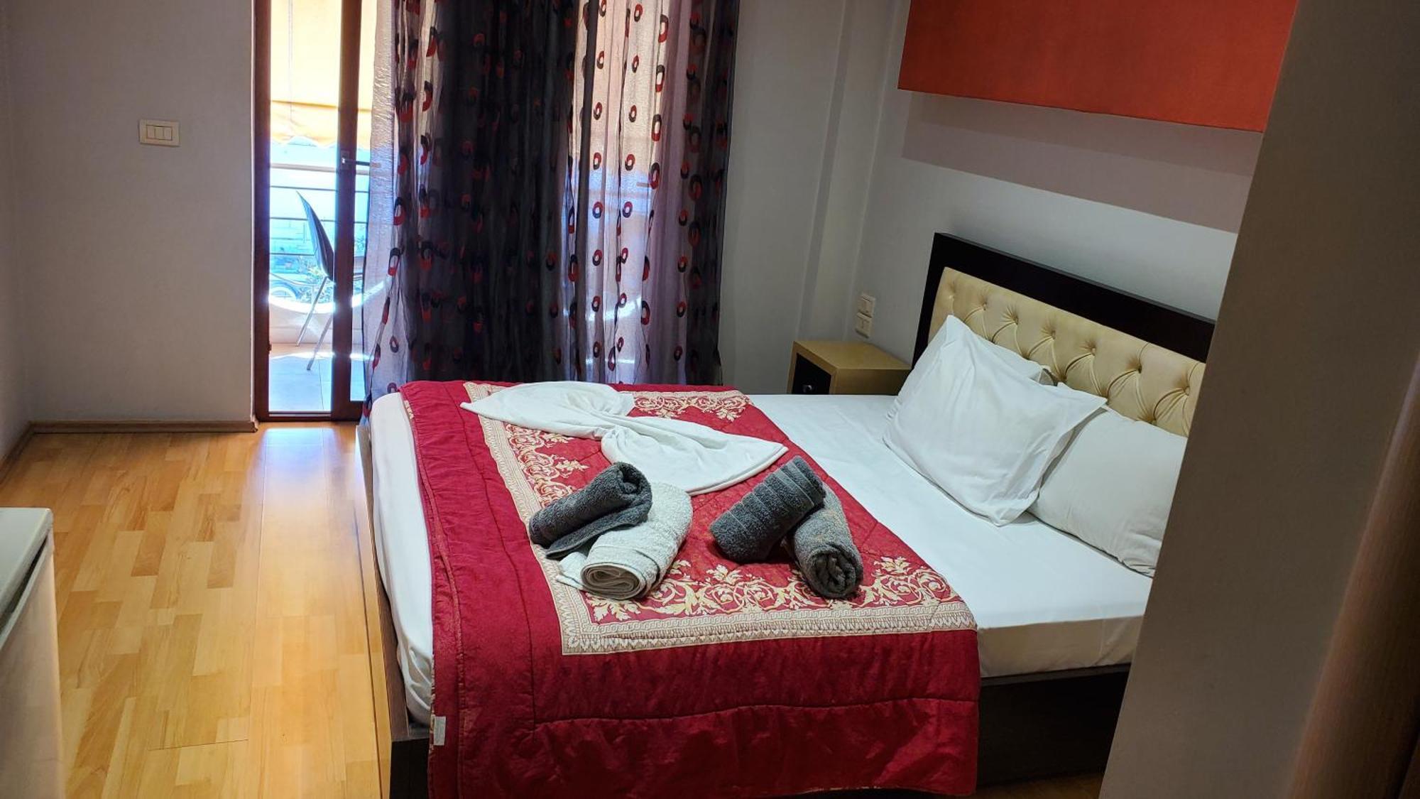 Hotel Shehu Gjirokastër Exterior foto